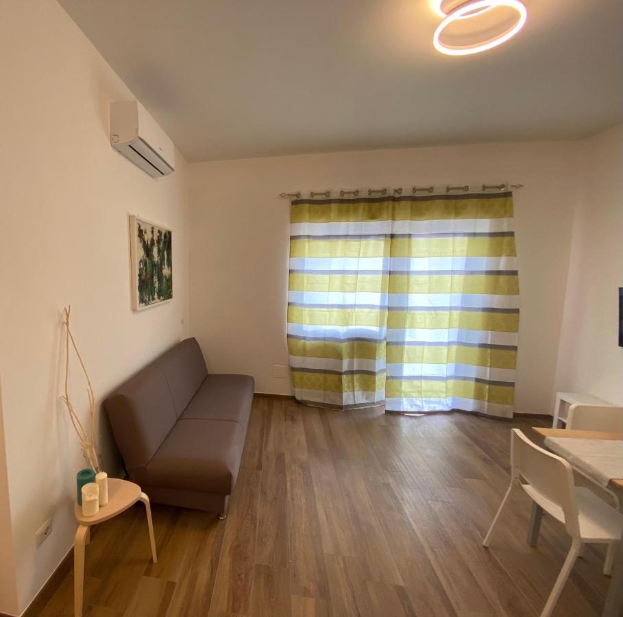 Viriamo House Roma Apartment Acilia Bagian luar foto