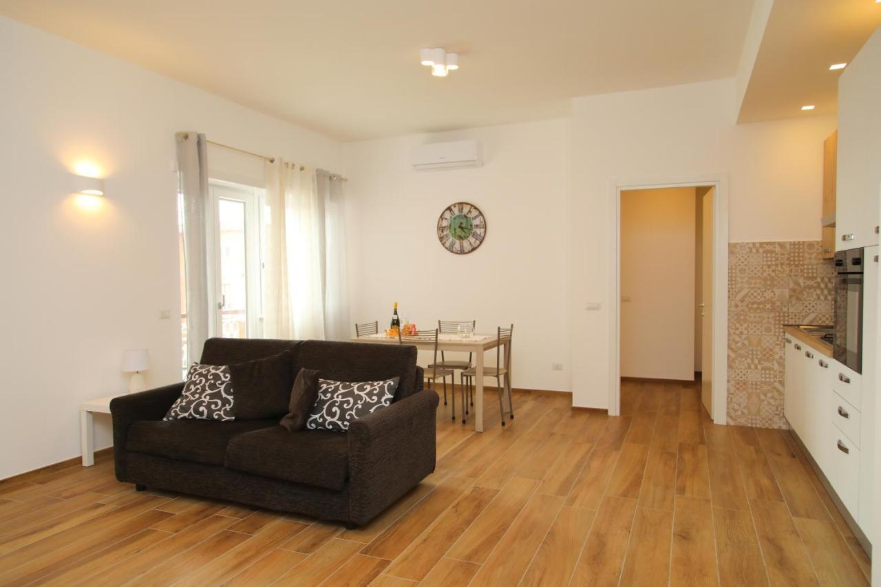 Viriamo House Roma Apartment Acilia Bagian luar foto