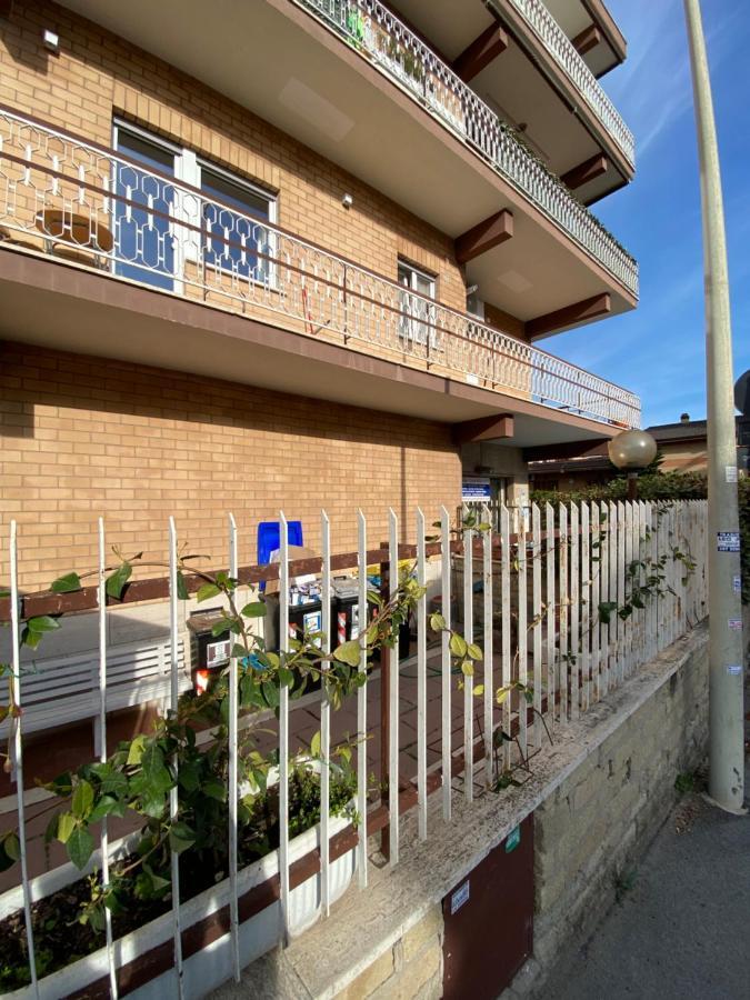 Viriamo House Roma Apartment Acilia Bagian luar foto